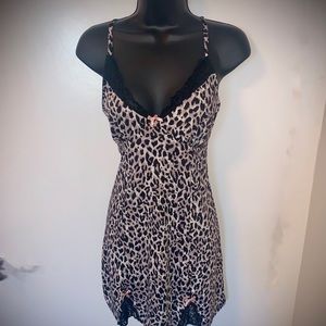 Leopard print chemise